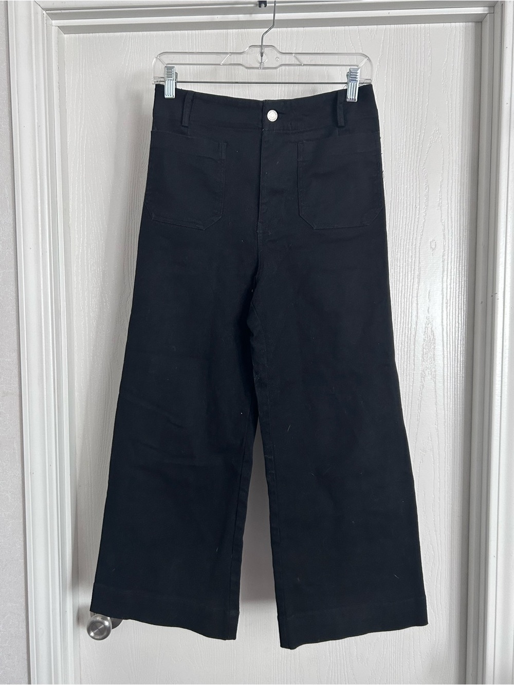 ee;some | Black Denim Button-Front Detail | Size Small